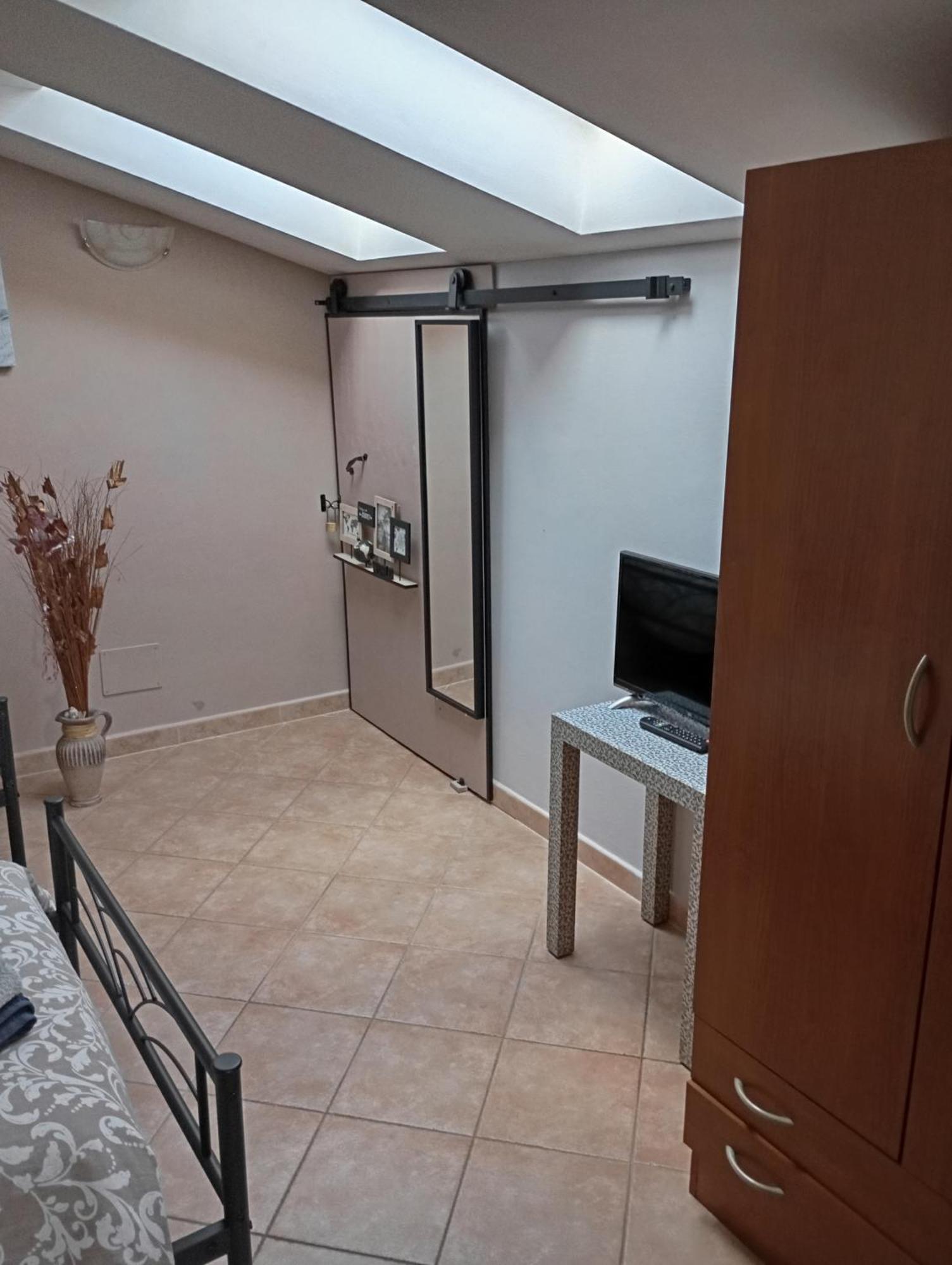 Enza-Home-In-Roma Bagian luar foto